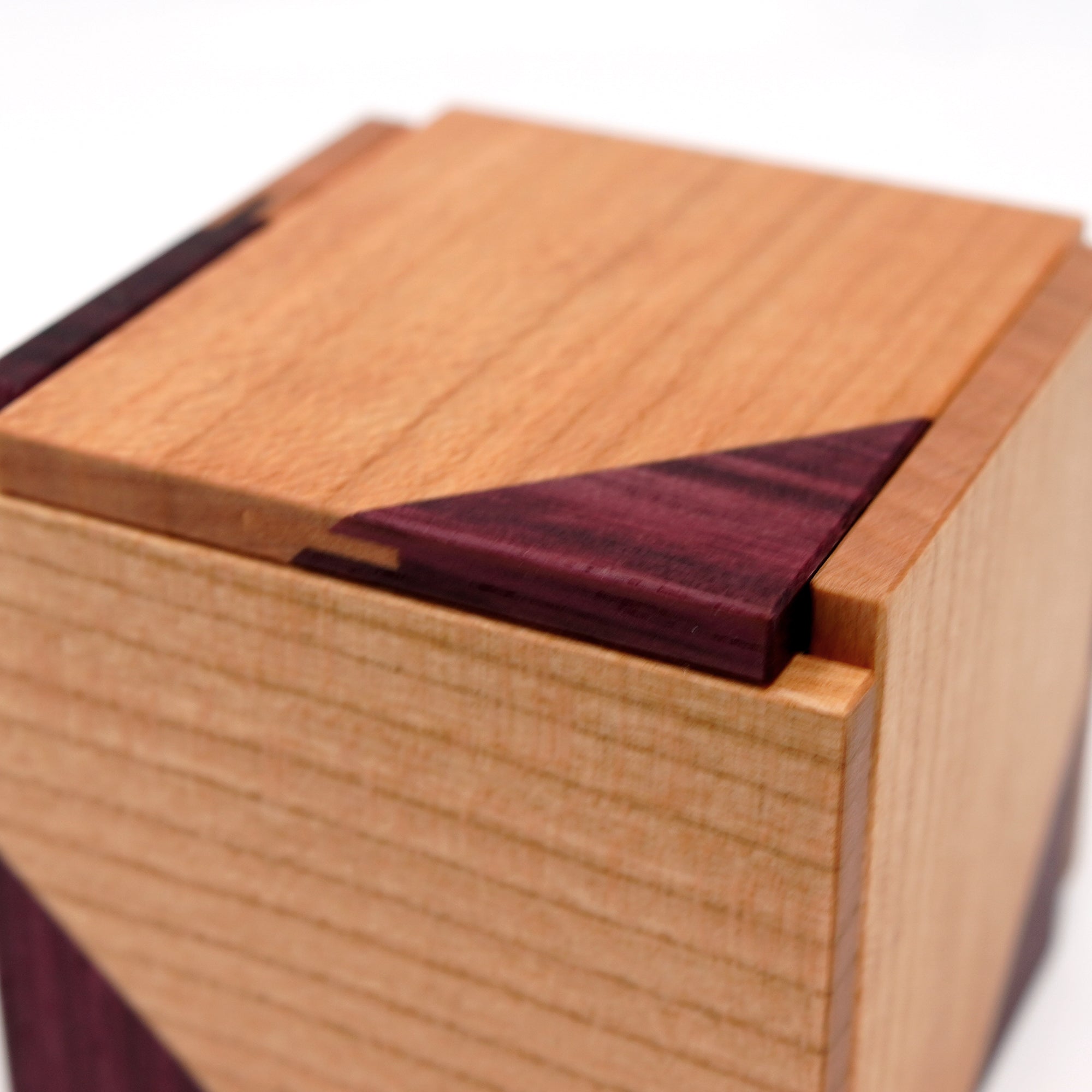 R Cube 2 Puzzle Box