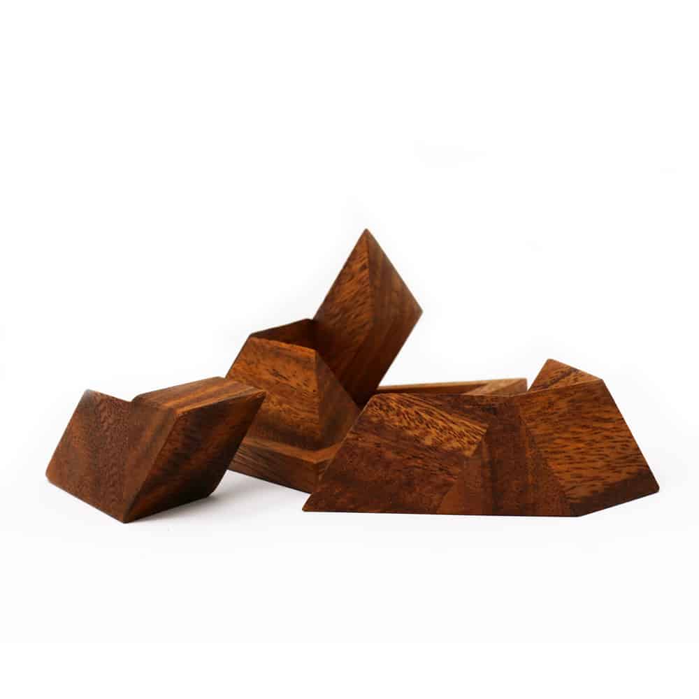 3 Piece Pyramid Puzzle - Triangulator